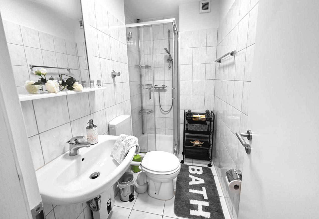 Vaz Apartments Essen, Kueche, Wlan, Tv, Netflix, Ca 15 Min Messe U Hbf 외부 사진